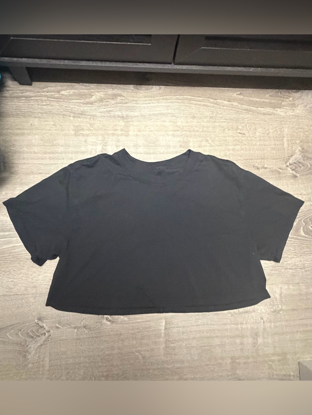 Lululemon Athletica Black Cropped Crewneck Tee